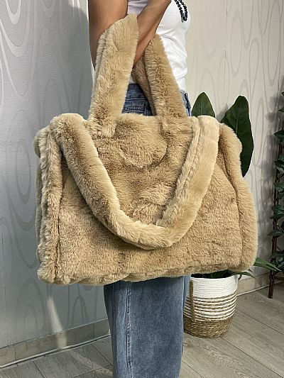 Γυναικεία Τσάντα Συνθετικής Γούνας σε Μπεζ