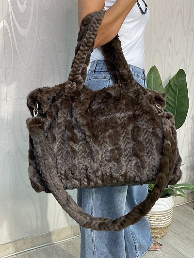Γυναικεία Τσάντα Συνθετικής Γούνας σε Σκούρο Καφέ